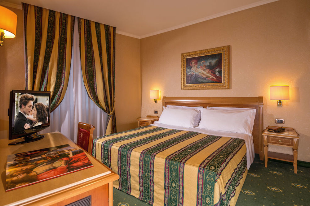 Colonna Room Rental Фраскаті Екстер'єр фото