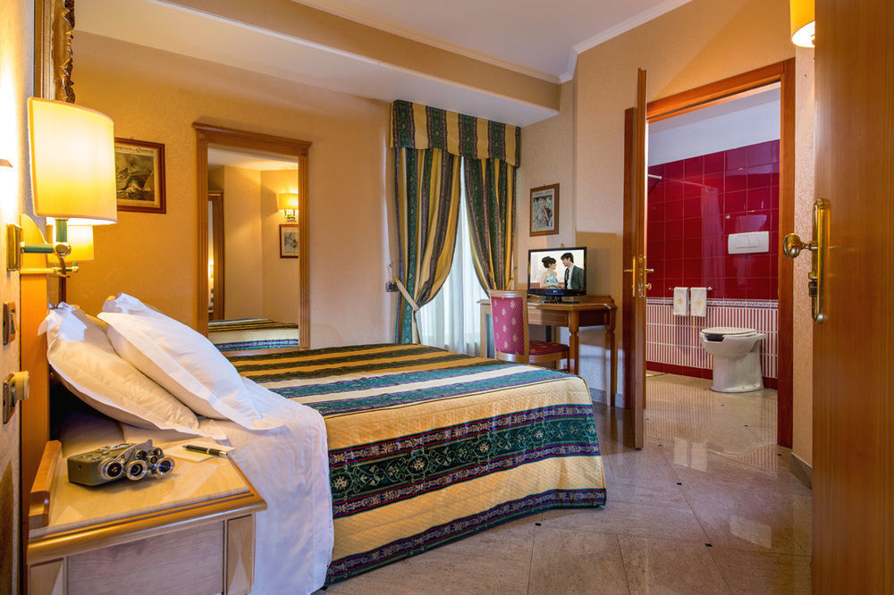 Colonna Room Rental Фраскаті Екстер'єр фото