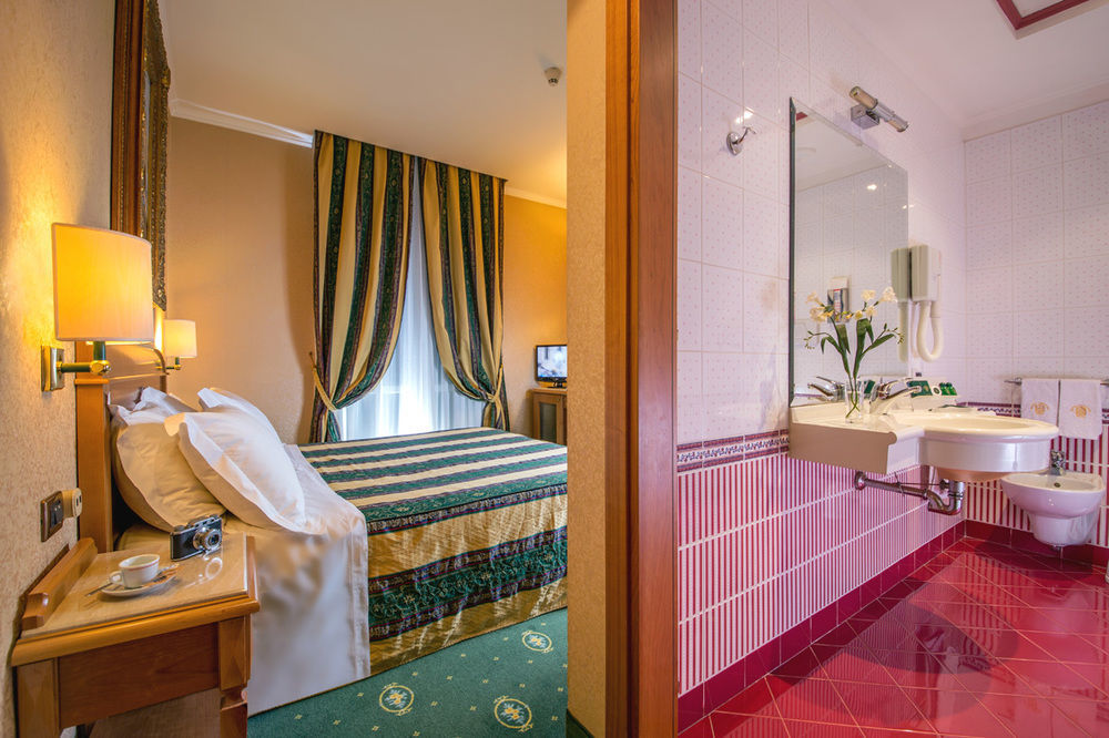Colonna Room Rental Фраскаті Екстер'єр фото