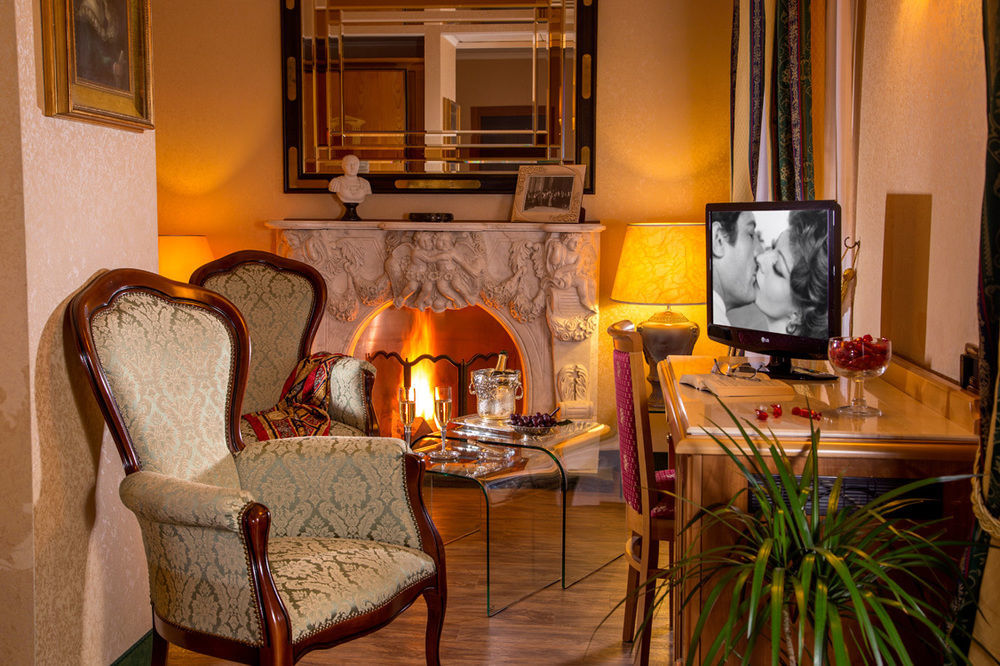 Colonna Room Rental Фраскаті Екстер'єр фото